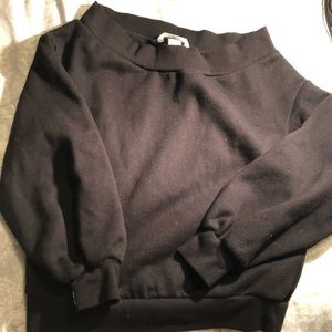 Thick black balloon sleeve sweater